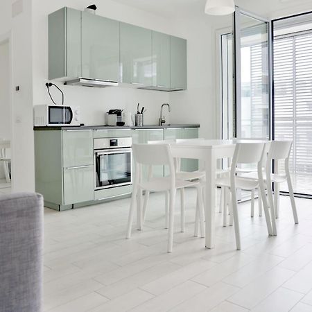 Luxury 3 Bedroom Apartment 100 Mq Next To Rho Fiera And San Siro Milano Dış mekan fotoğraf